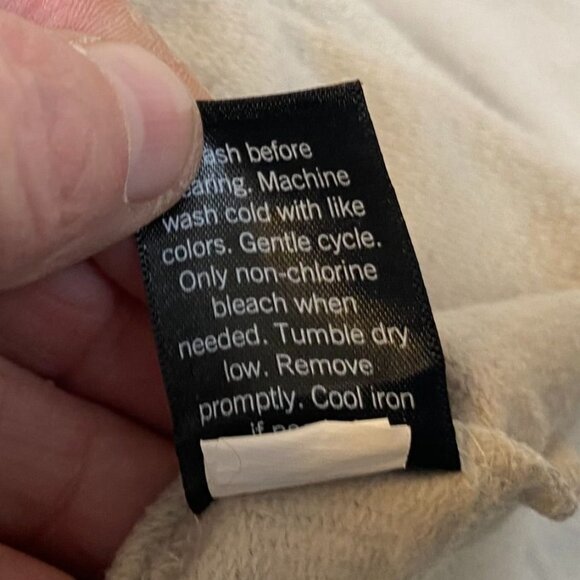 FLX Womans Cropped Hooded Sweatshirt XL Beige 96% Cotton 4% Spandex Pullover - Picture 6 of 9